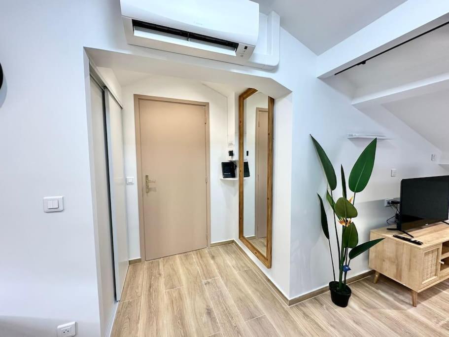 Appartement Climatise - 2Min Plage-Tram-Restaurant Nice Luaran gambar